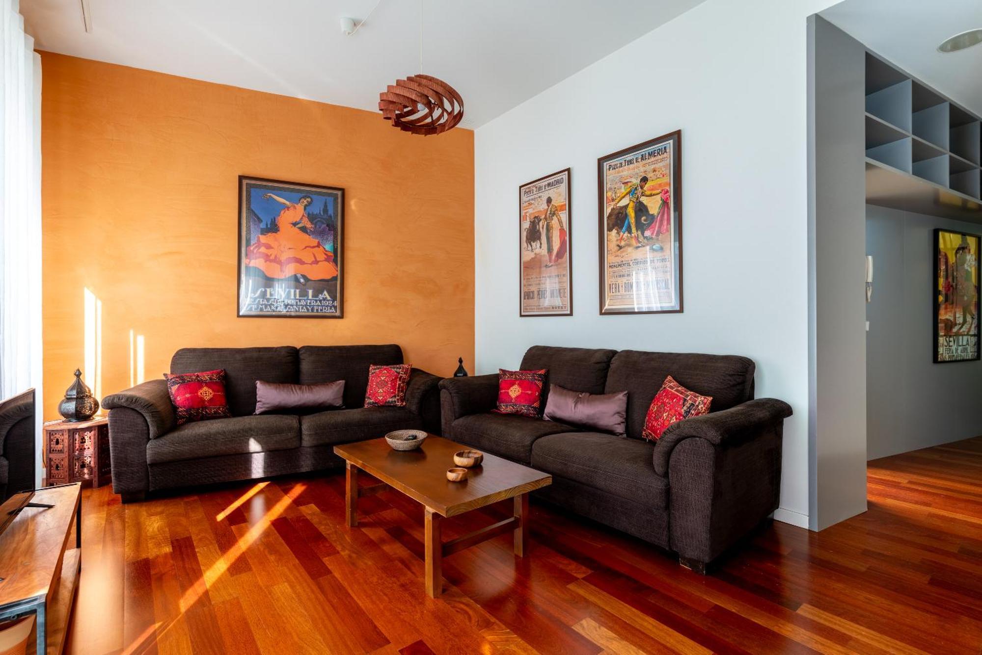 Apartment Paradise, By The Cathedral & Alcazar *