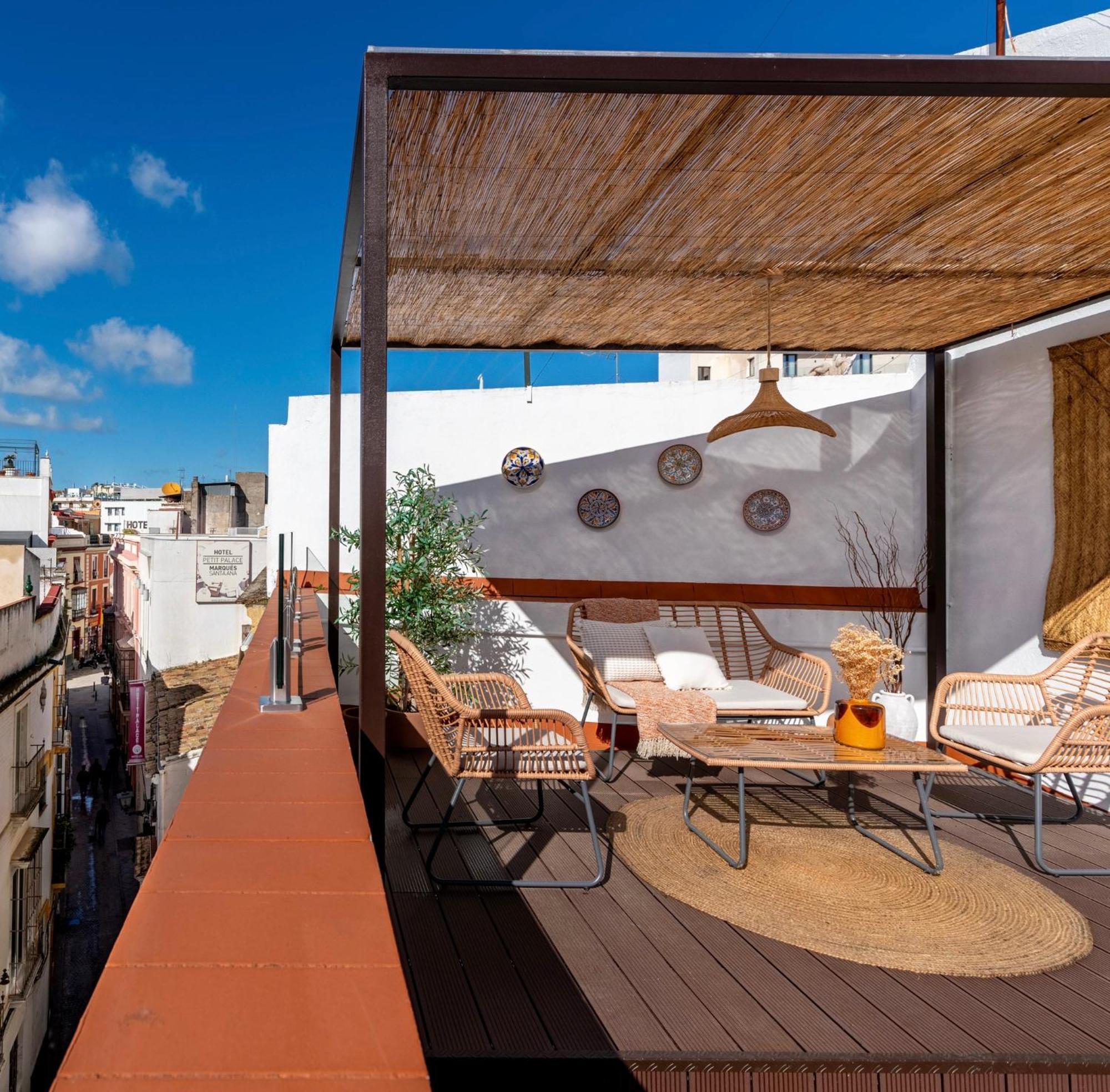 Apartment Paradise, By The Cathedral & Alcazar
