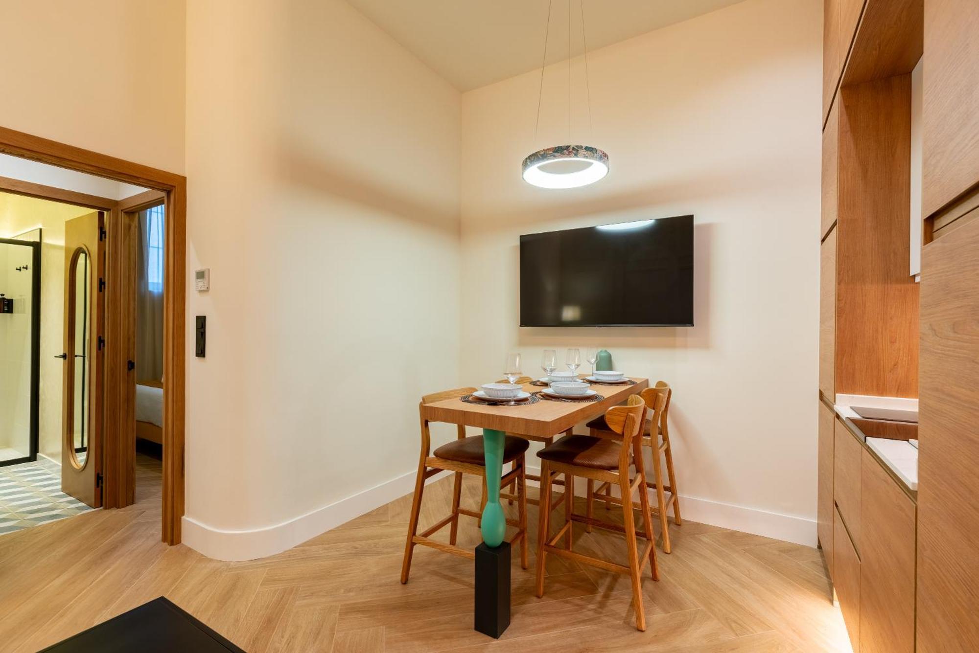 Alvarado 5 Apartment *