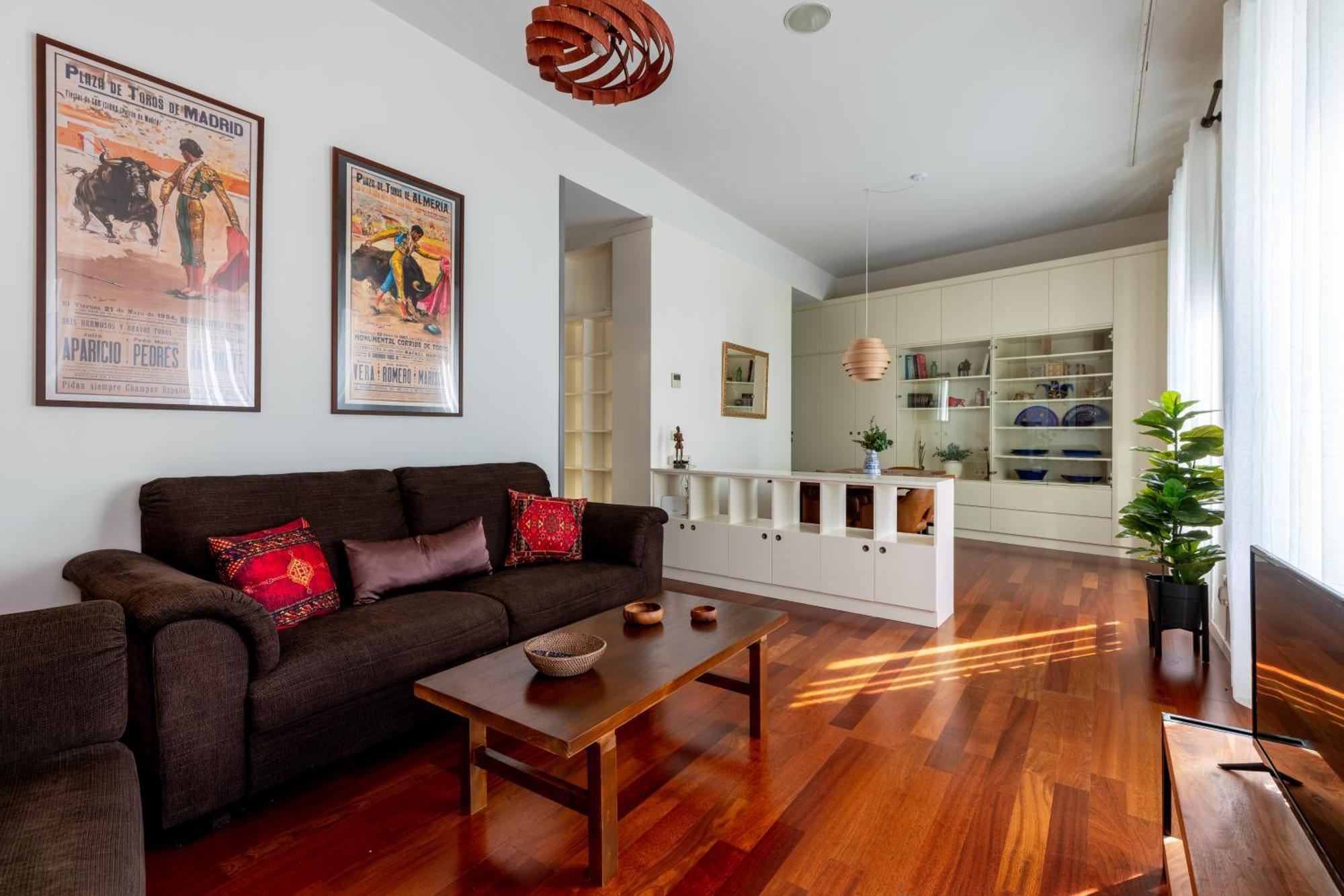 Apartment Paradise, By The Cathedral & Alcazar