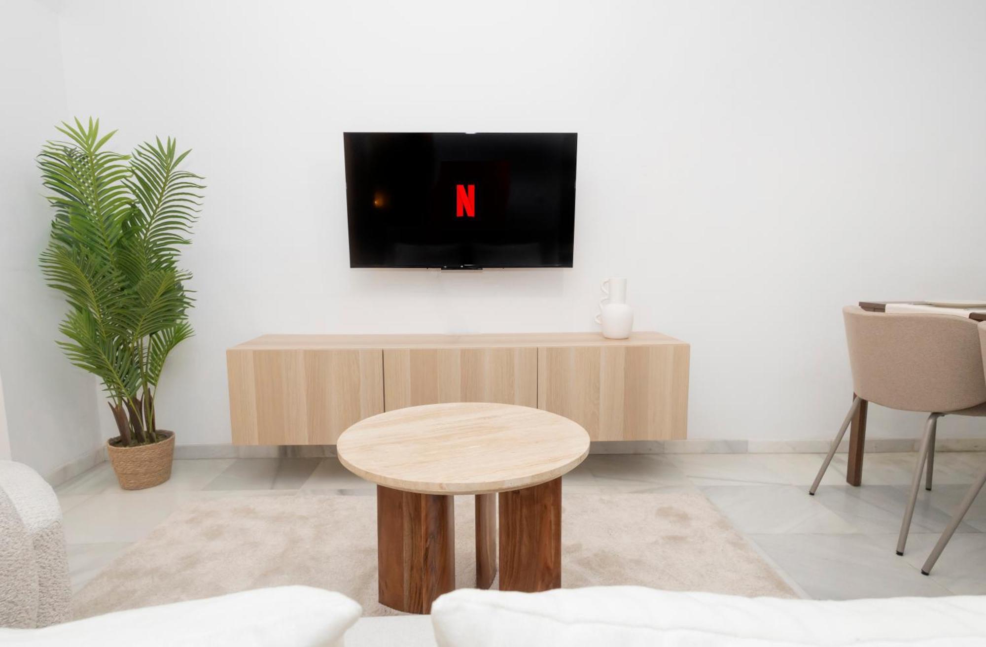 Apartment Columnas De Hercules - Great Location! *