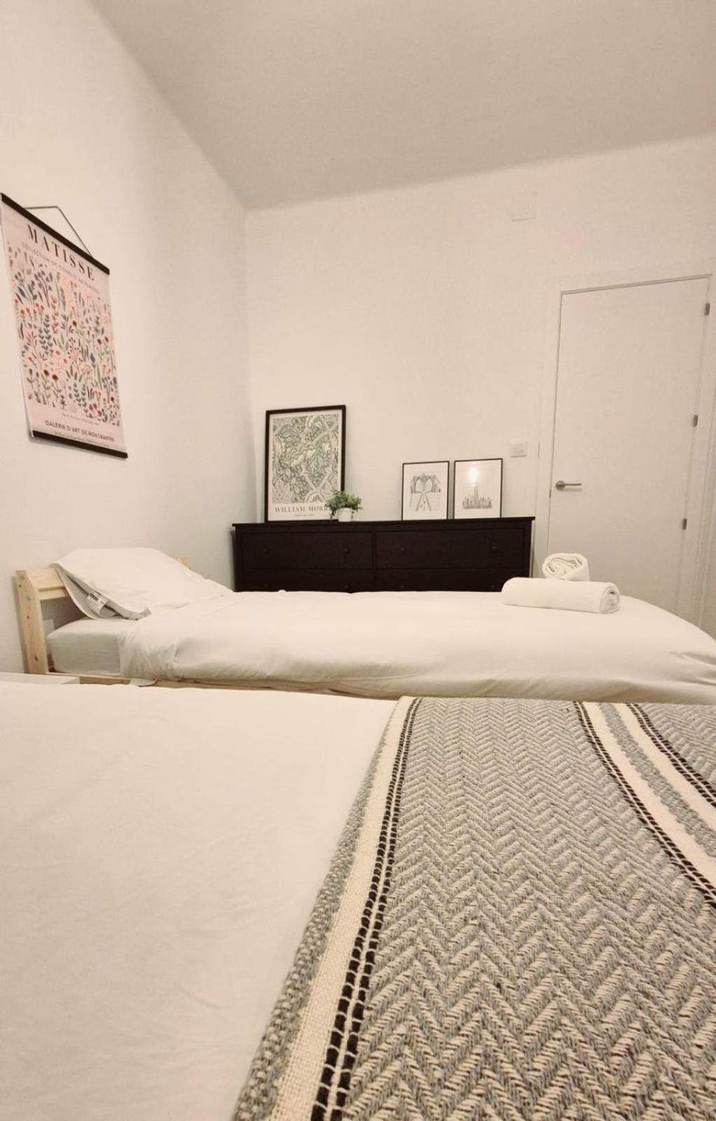 Apartment Hostfy Centro, Calle Sol - San Seville