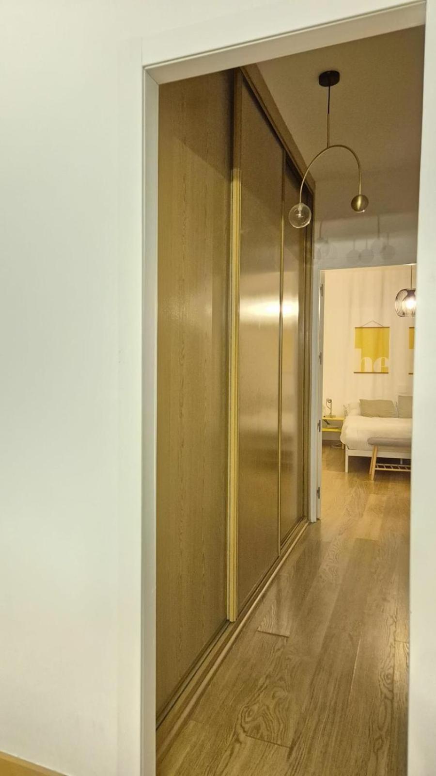 Hostfy Centro, Calle Sol - San Apartment
