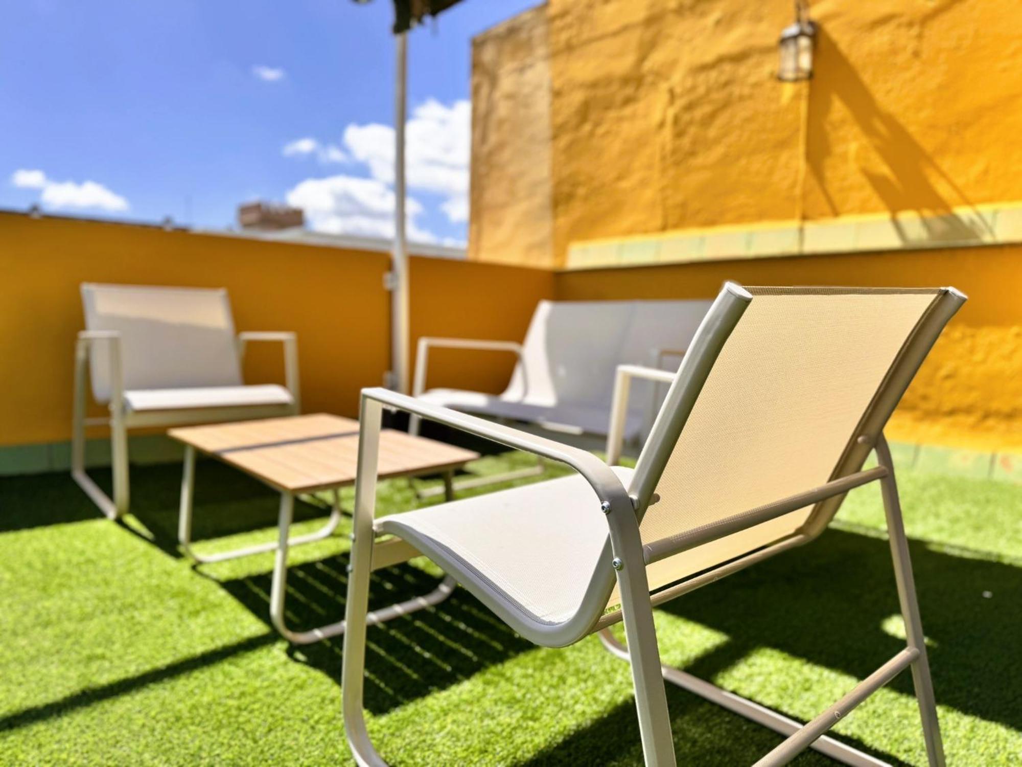 Duplex - Terraza Solarium - Alameda De Hercules Apartment *