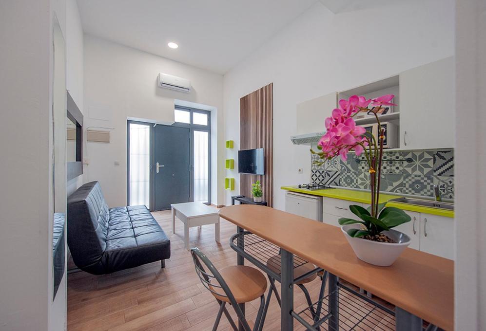 La Palmera B Apartment Seville