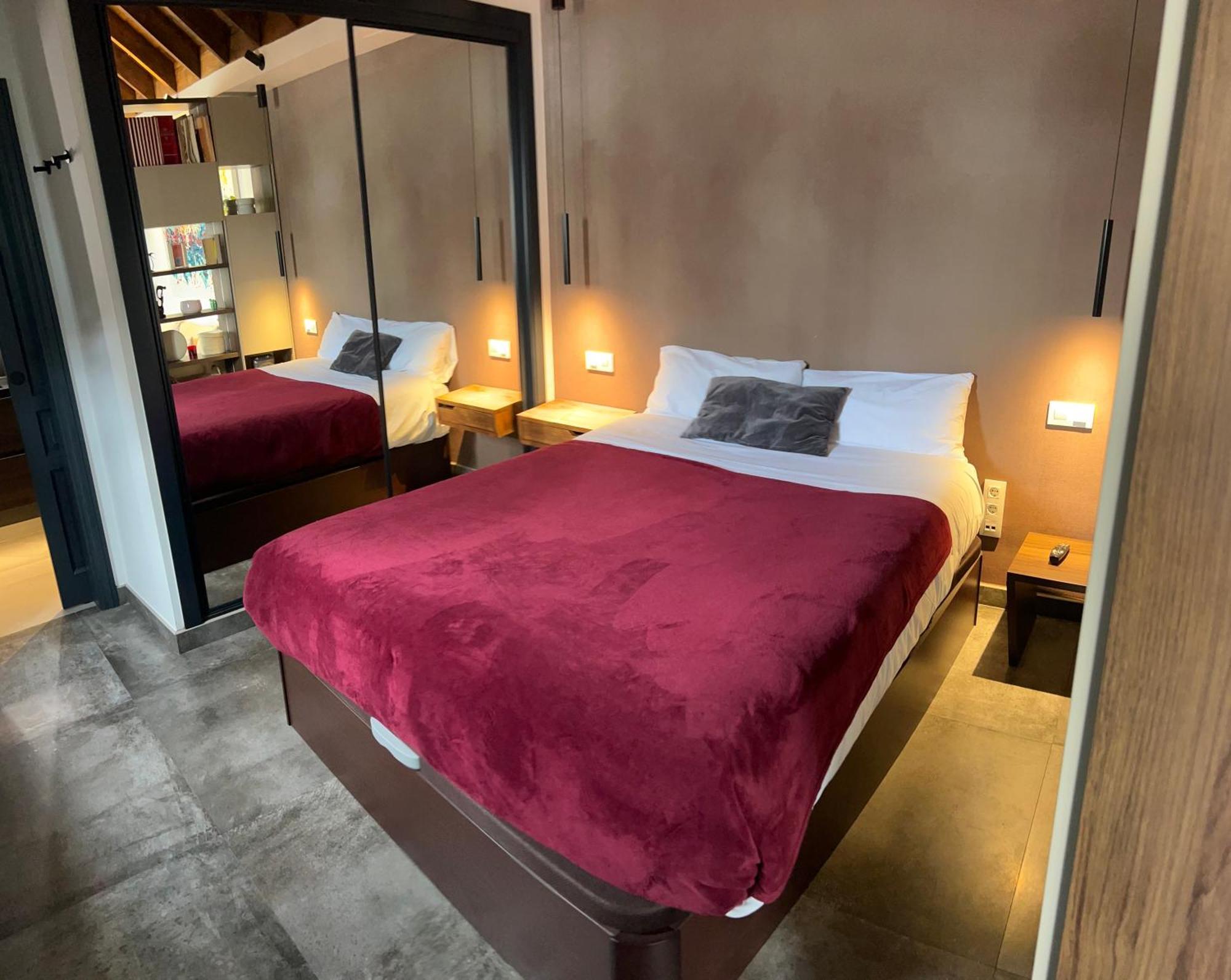 Komodo Gran Poder - Penthouse With Private Pool And Cozy Twin Bedroom Apartment