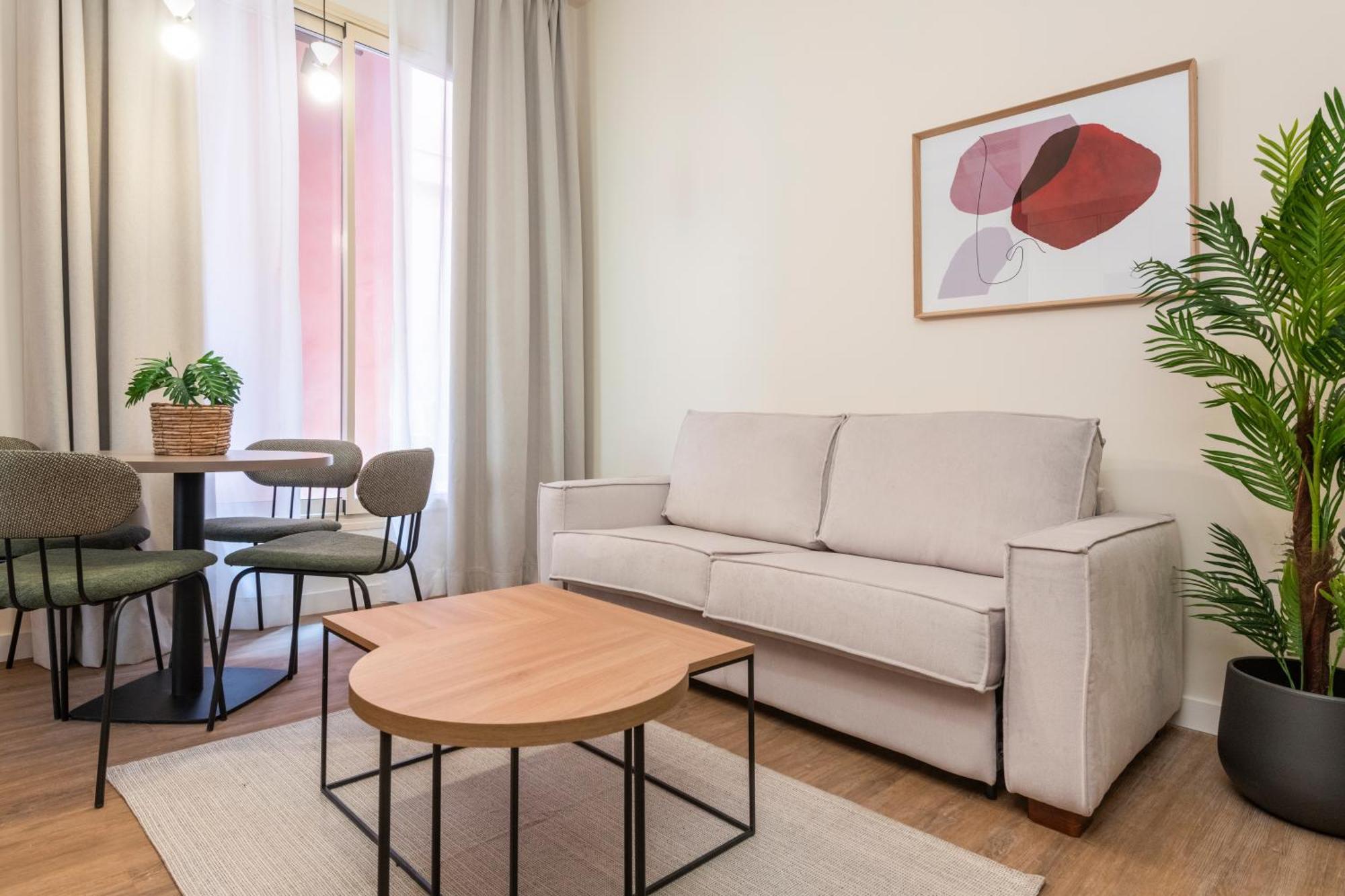 Apartment Magno Clavellinas - Pool And Parking Seville
