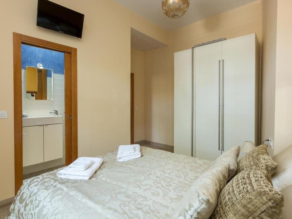 3 Bedrooms In The Historic Center By The River * Seville