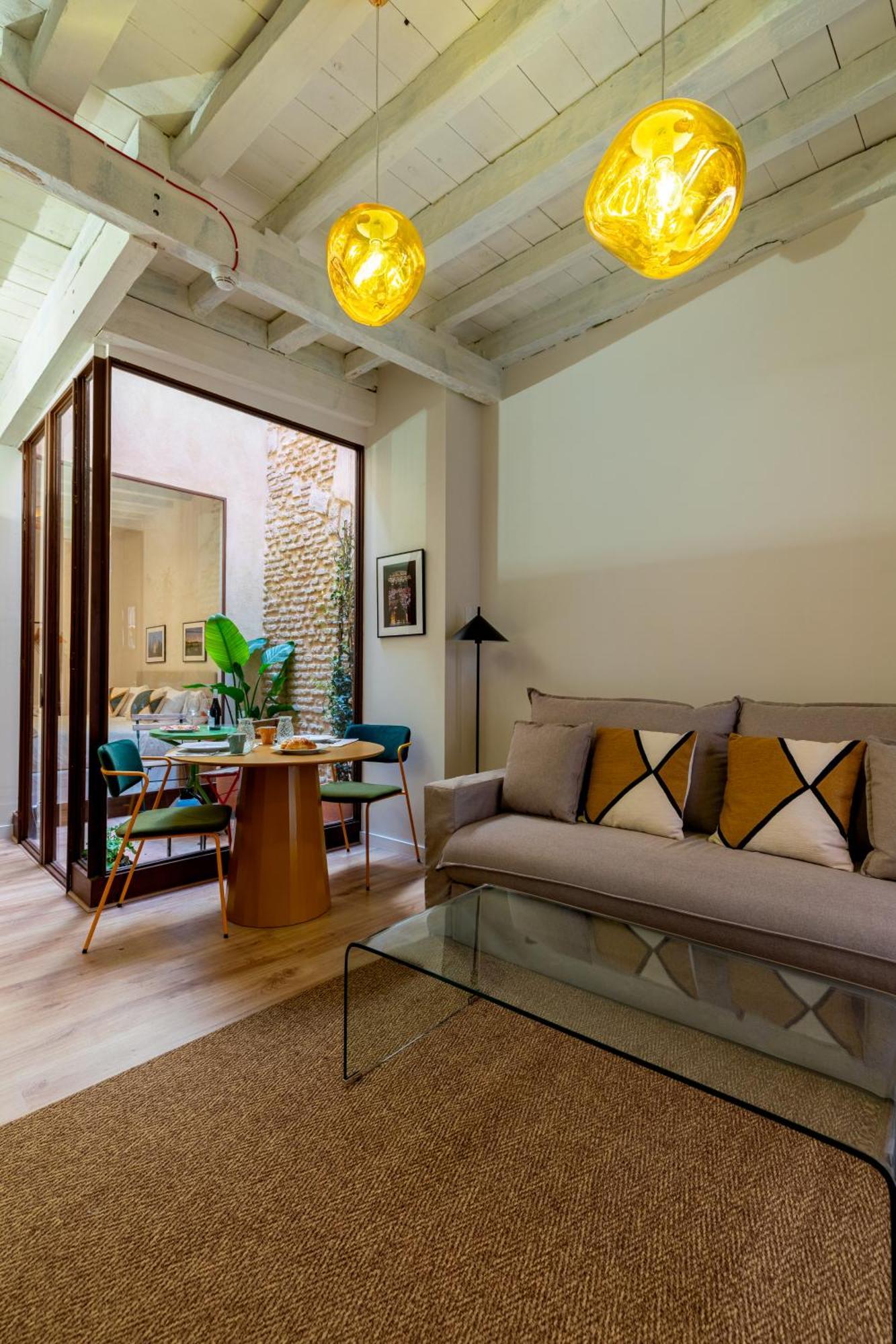 Aparthotel O&l Casa Barrabas *