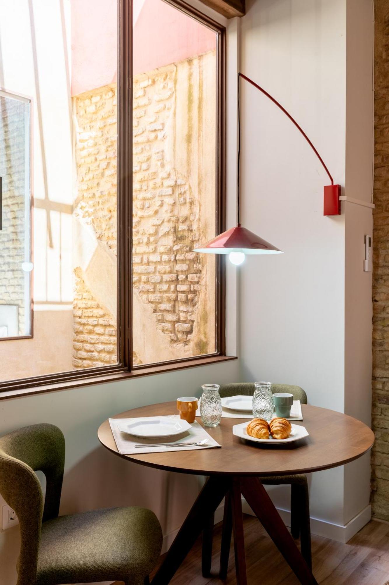 Aparthotel O&l Casa Barrabas Seville