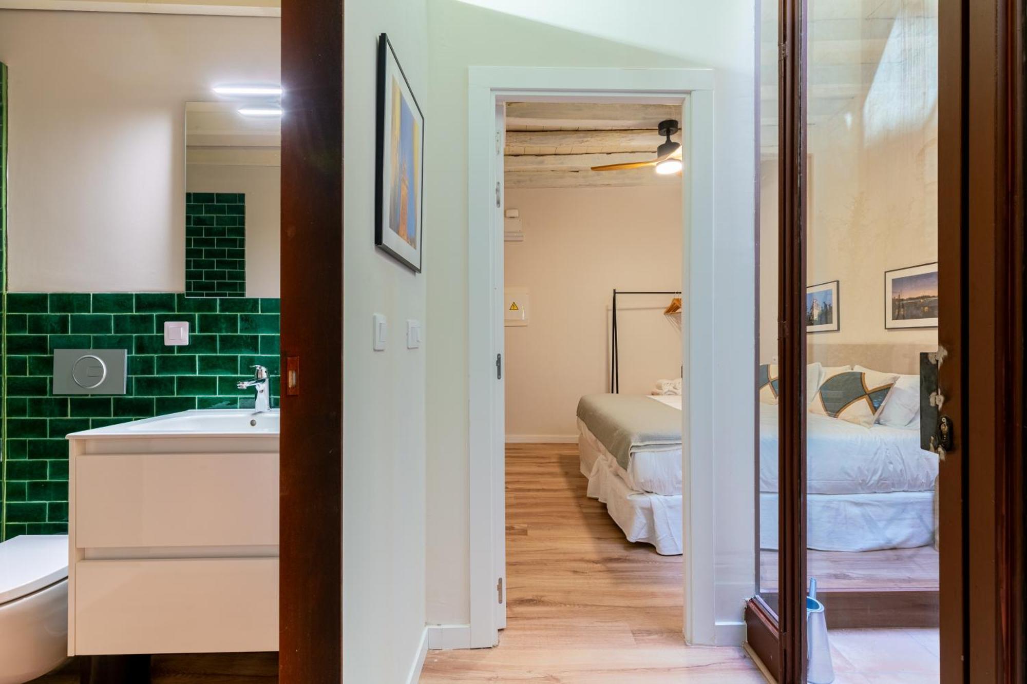 O&l Casa Barrabas Aparthotel Seville