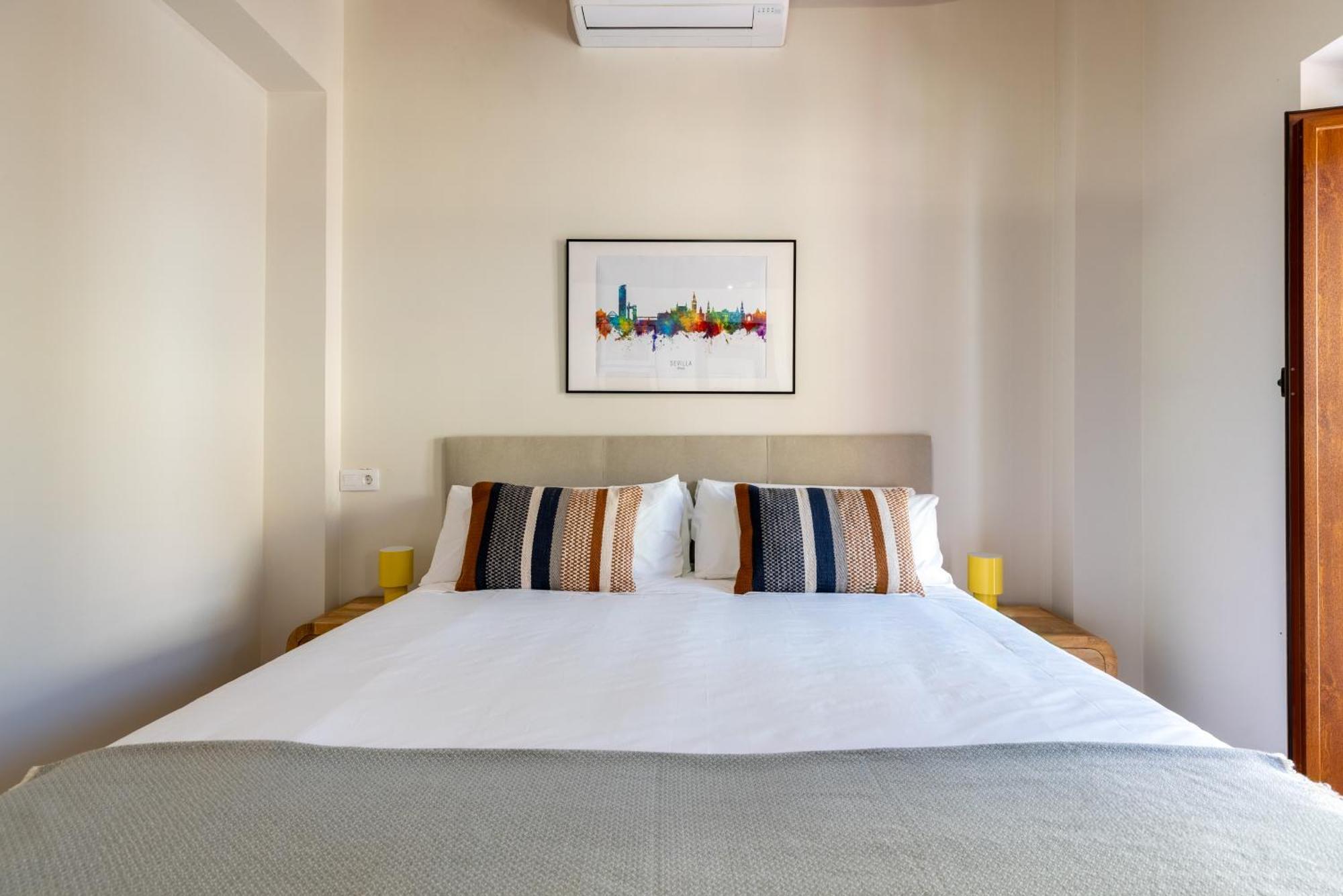 O&l Casa Barrabas Aparthotel Seville