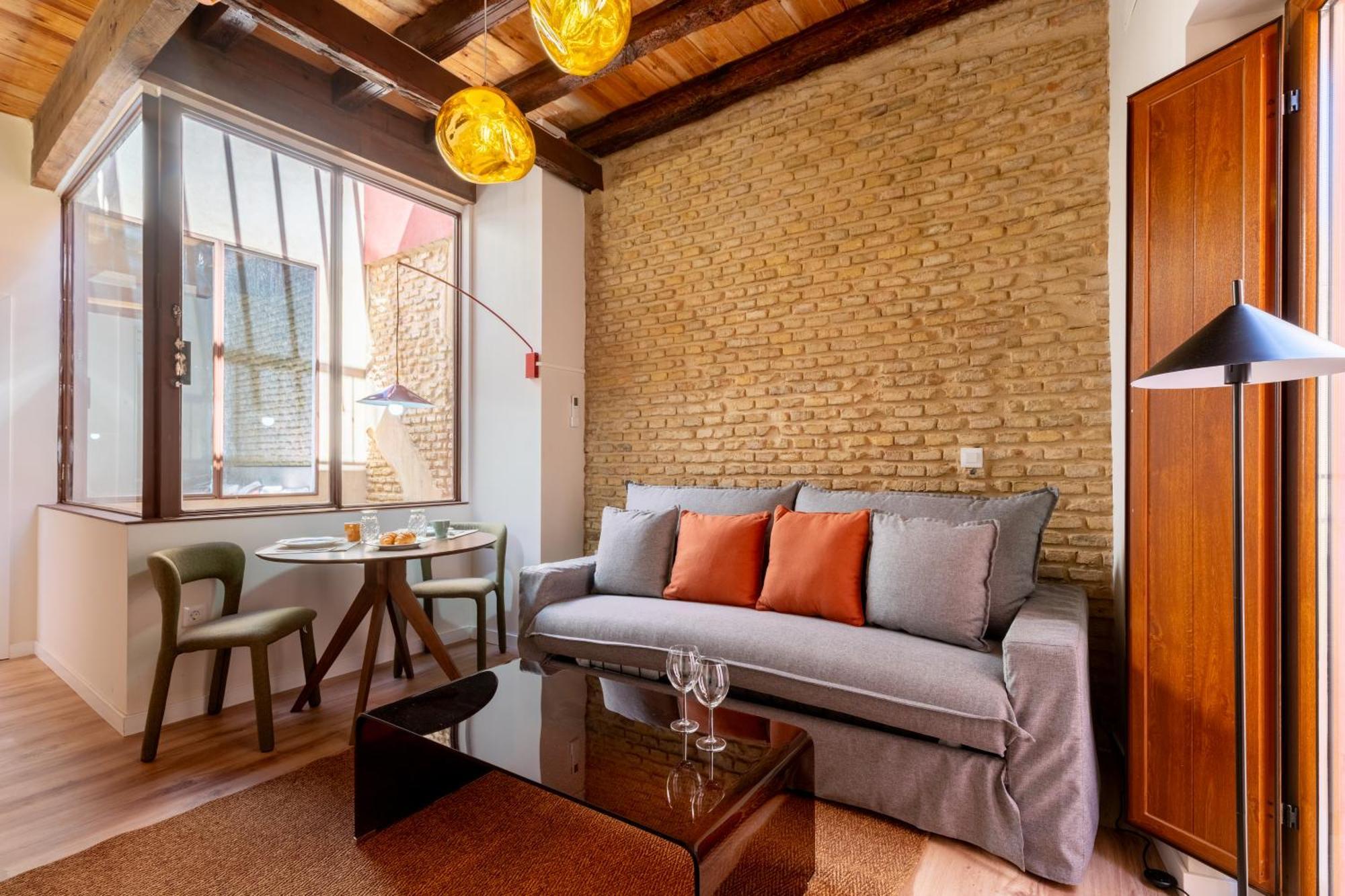 O&l Casa Barrabas Aparthotel