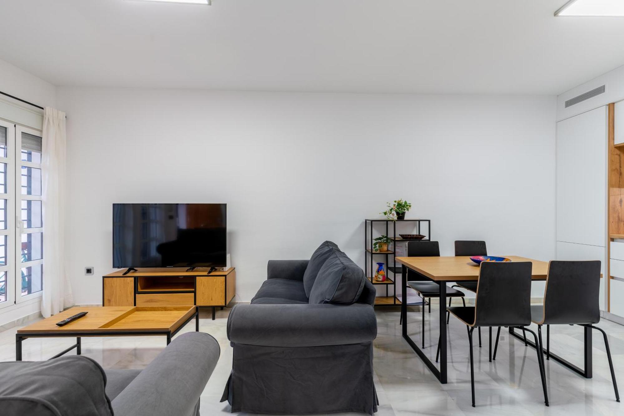 Triana Betis Apartment Seville