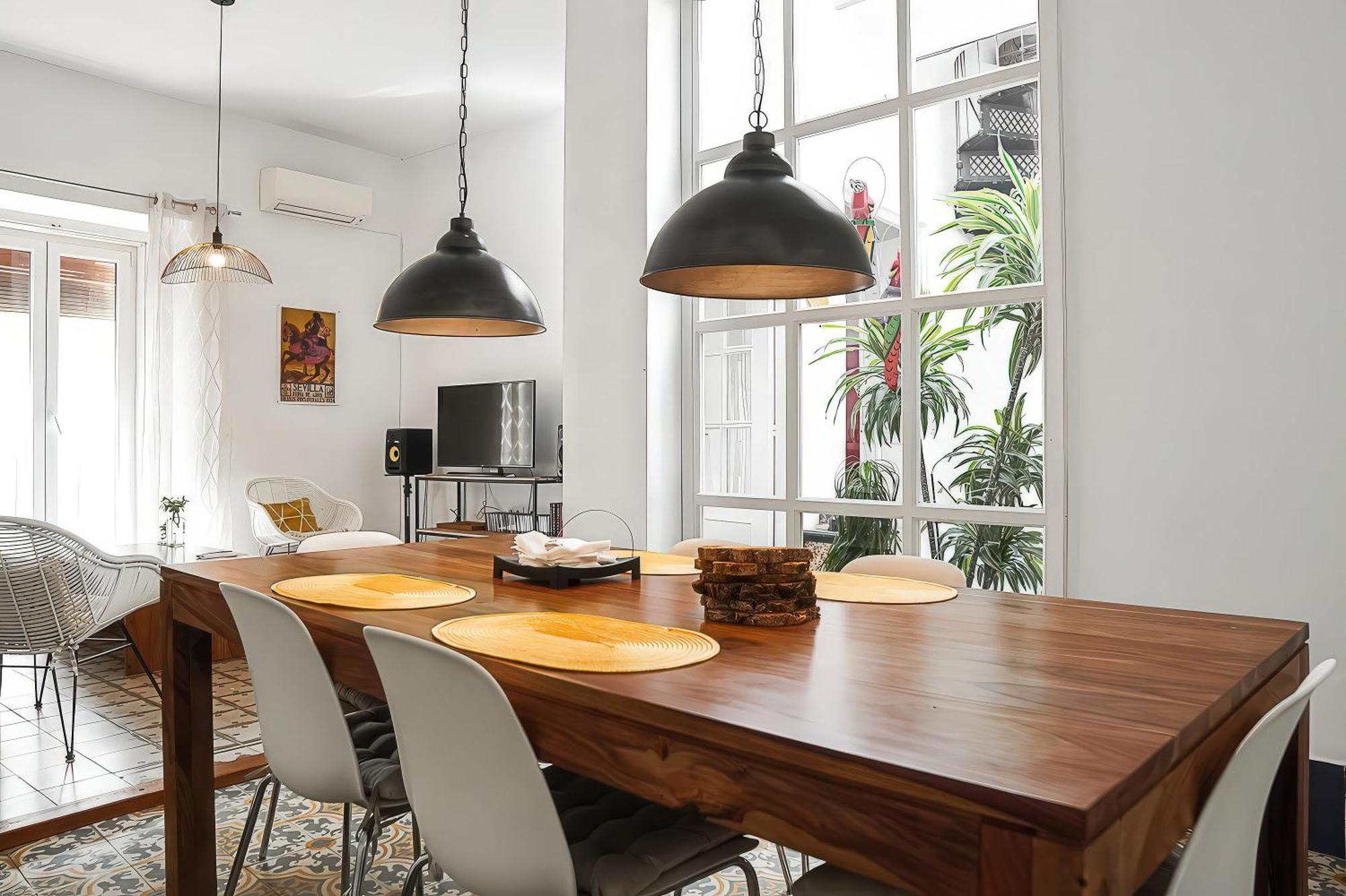 Rooftop Maisonette With Magnificent Terrace