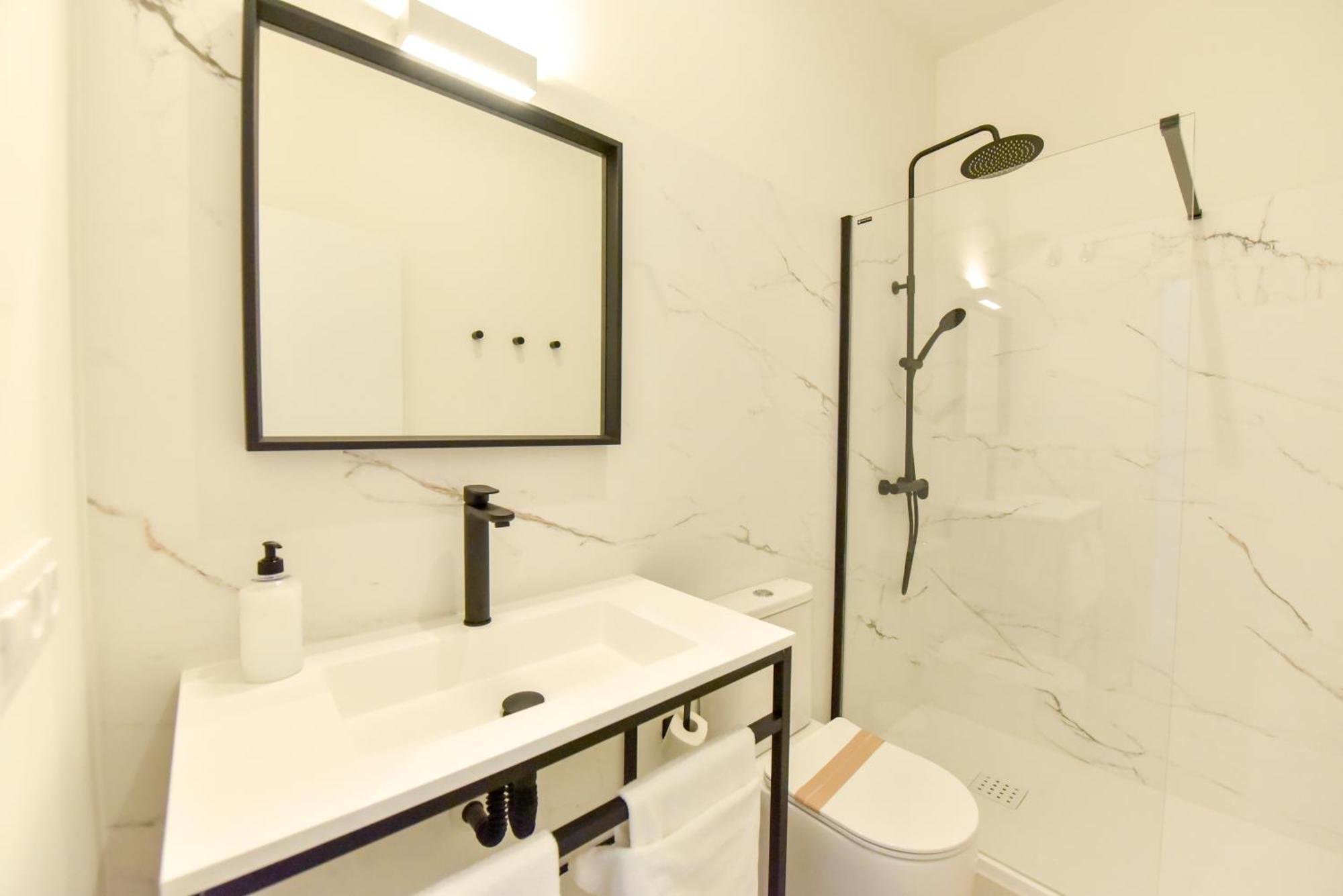 Riverside Suits Apartment