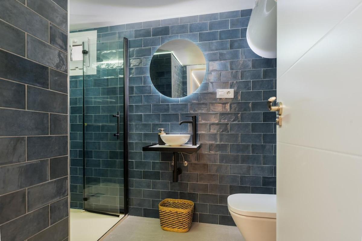 Apartment Buhaira Suites, Free Parking And Subway Seville