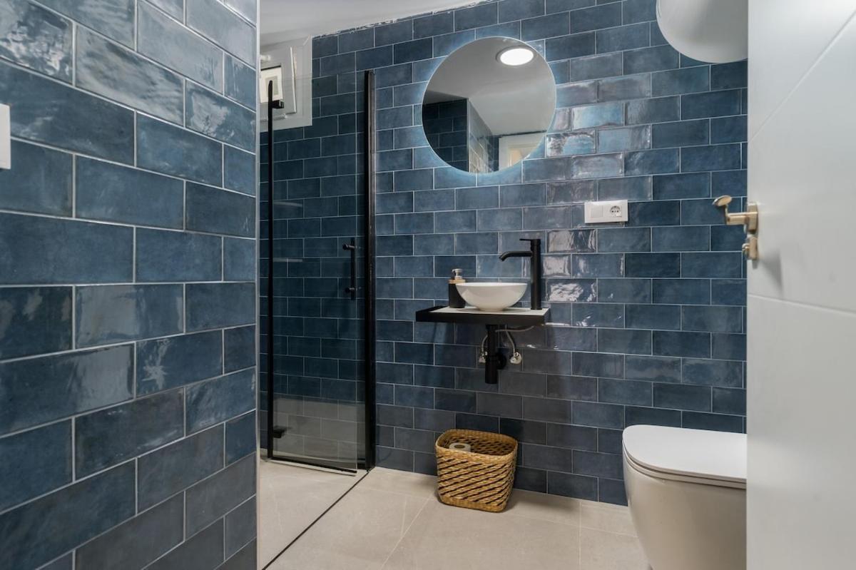 Apartment Buhaira Suites, Free Parking And Subway Seville