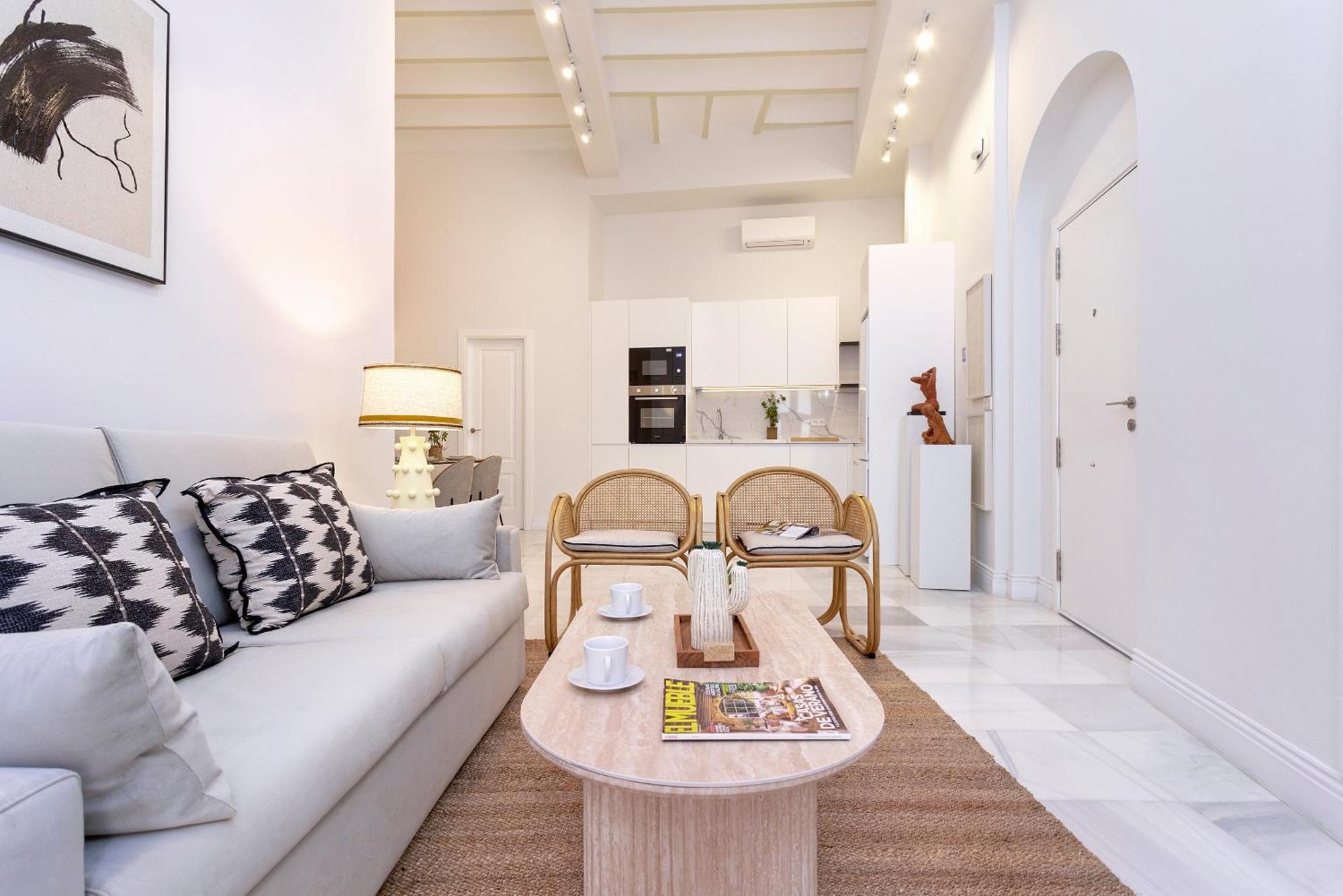 Genteel Alfalfa Seville