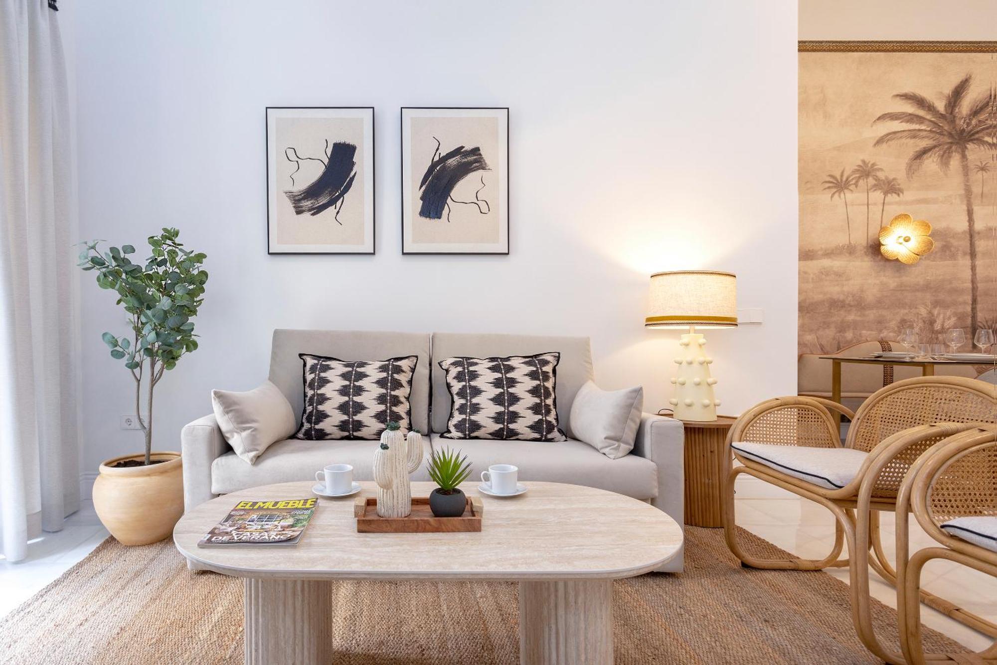 Genteel Alfalfa Apartment
