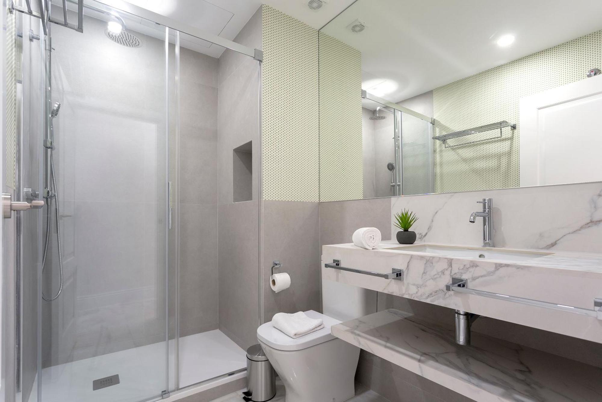 Genteel Alfalfa Apartment *