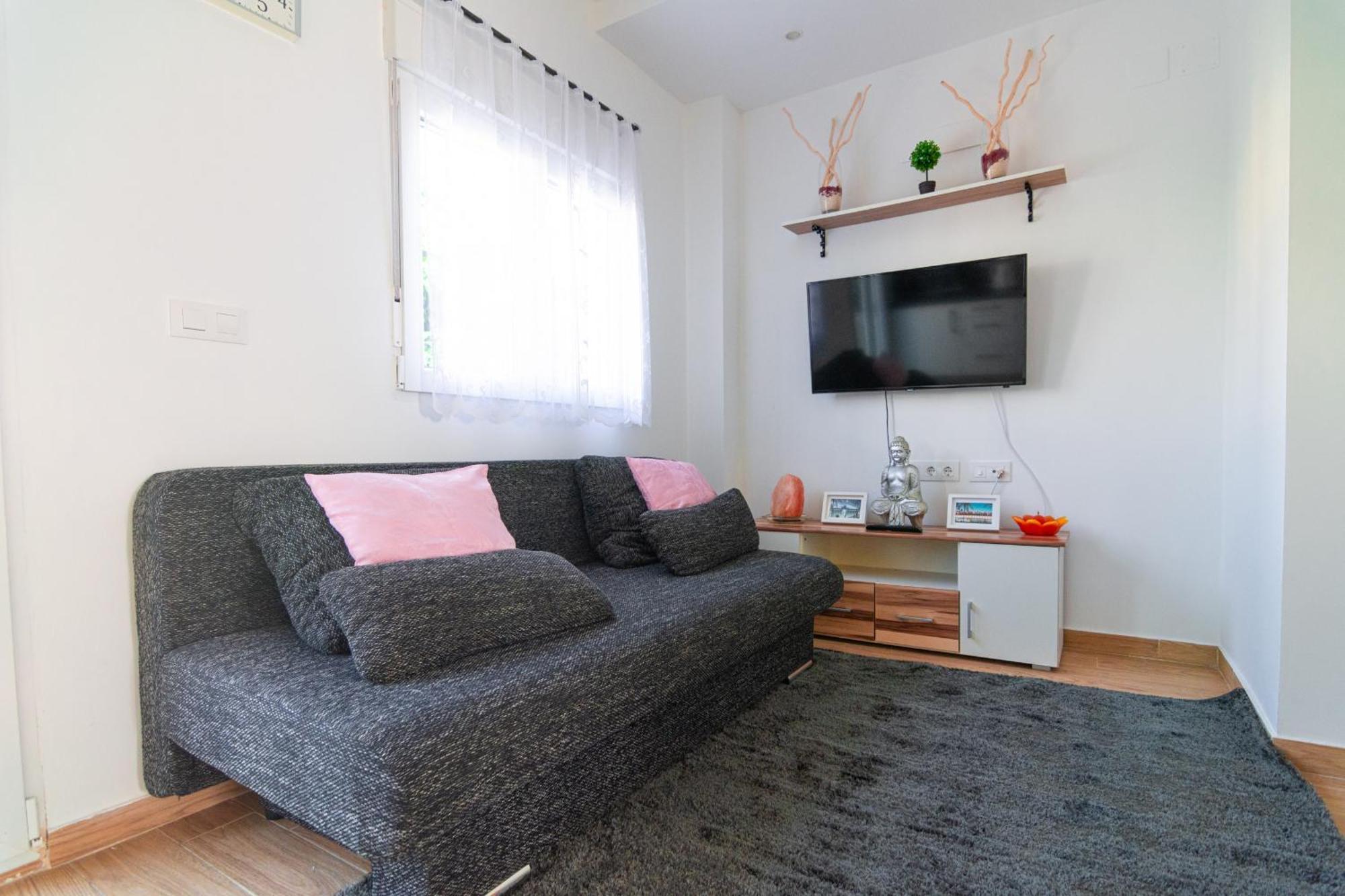 Edomus Ciudad Jardin Apartment Seville