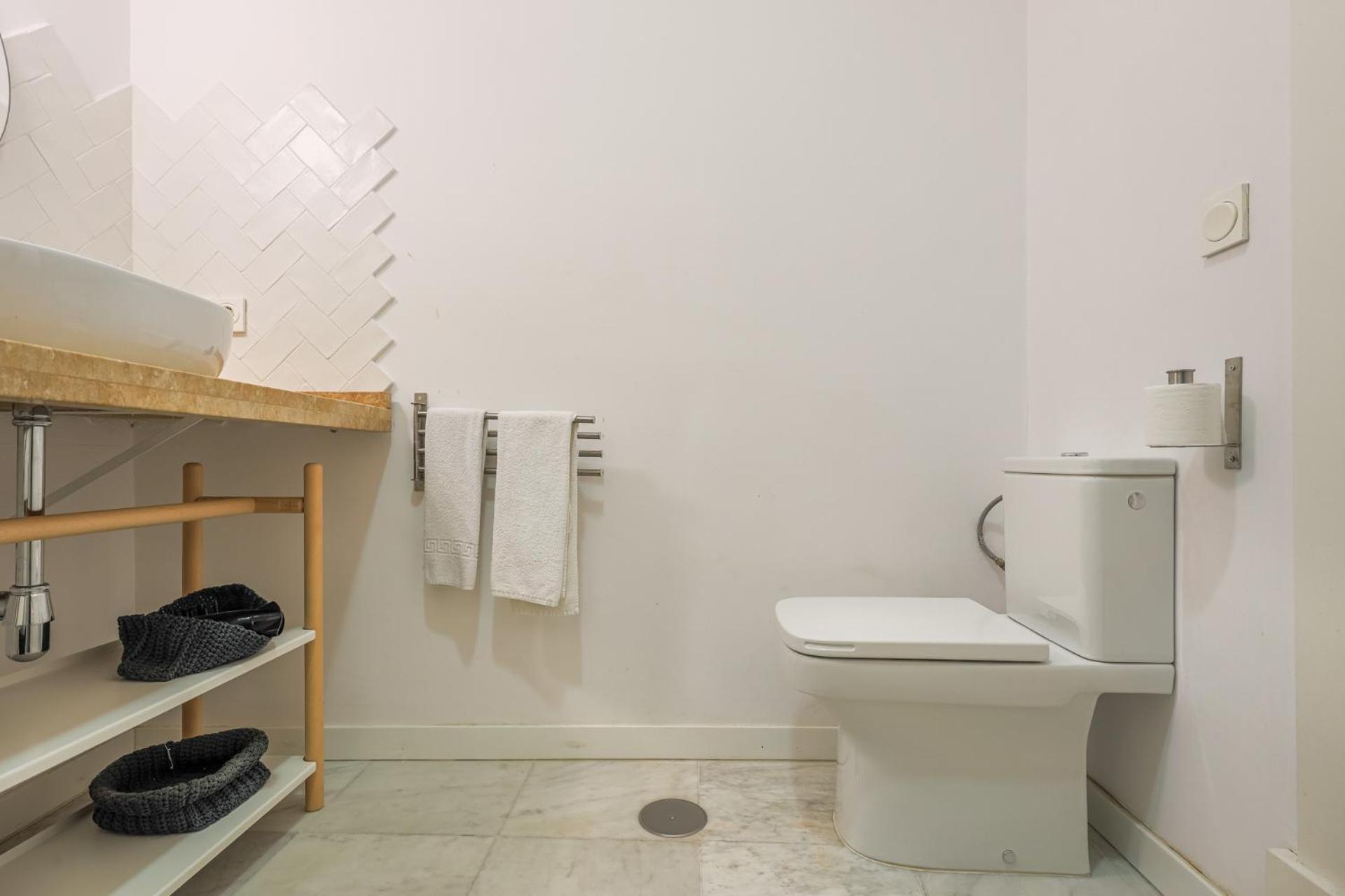 Apartamento New Gorgeous 2-bed In Center *