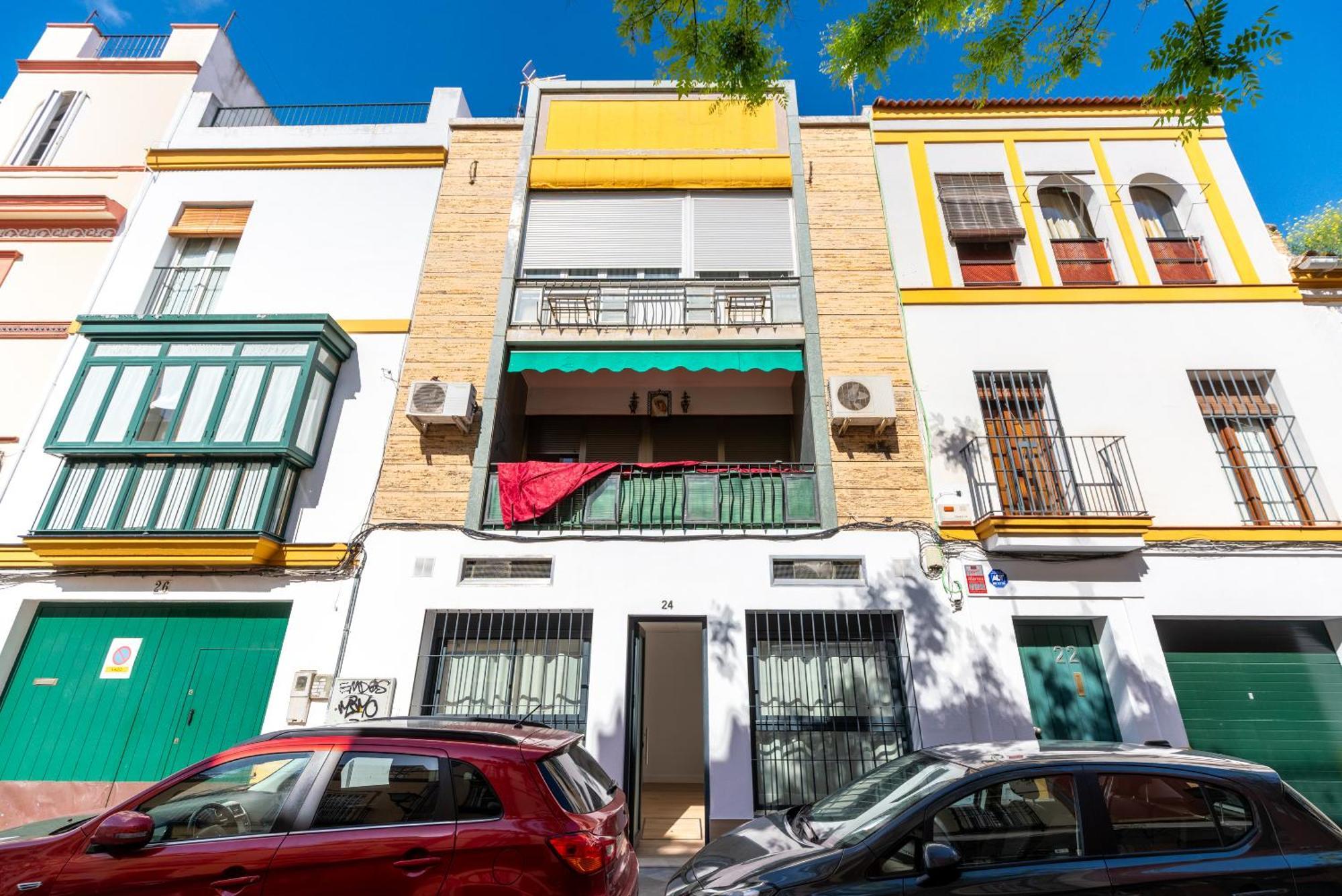 Azahar Apartment