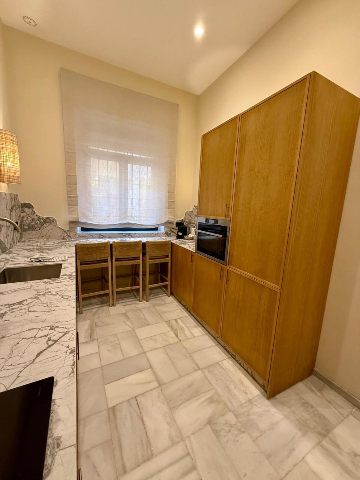 T19 Luxury 5br Private Terrace Holiday home *