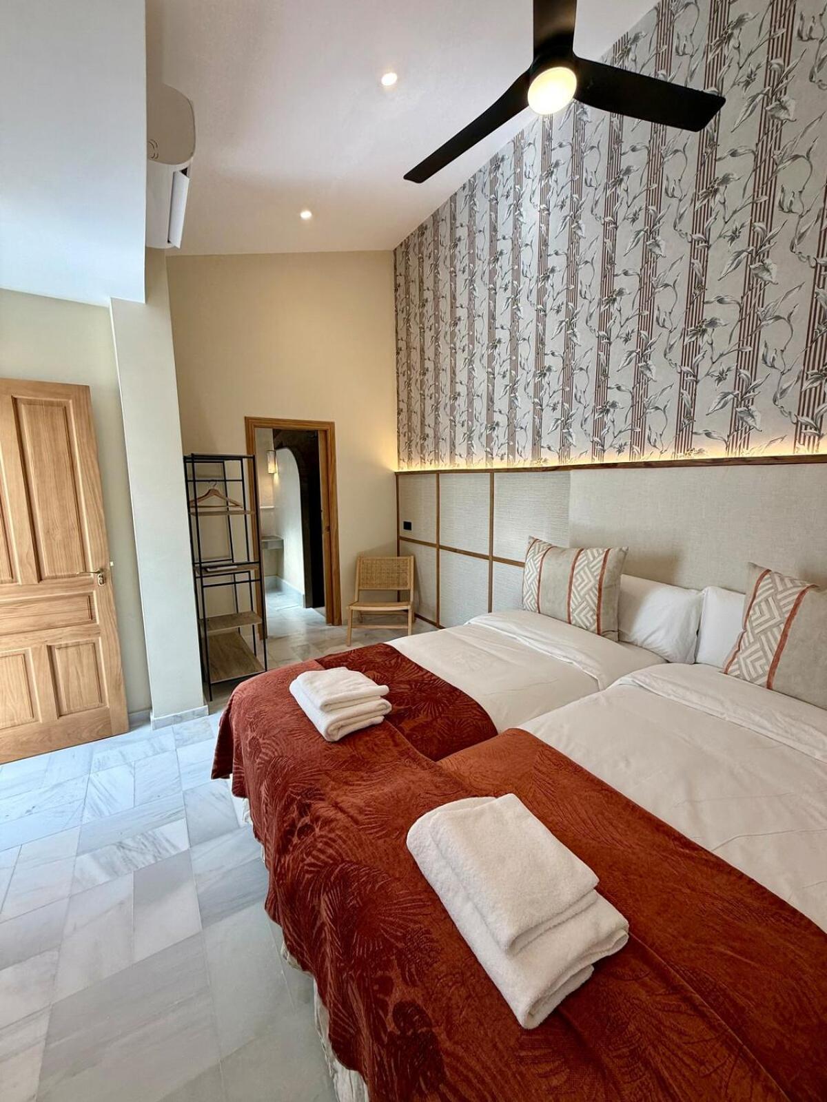 T19 Luxury 5br Private Terrace