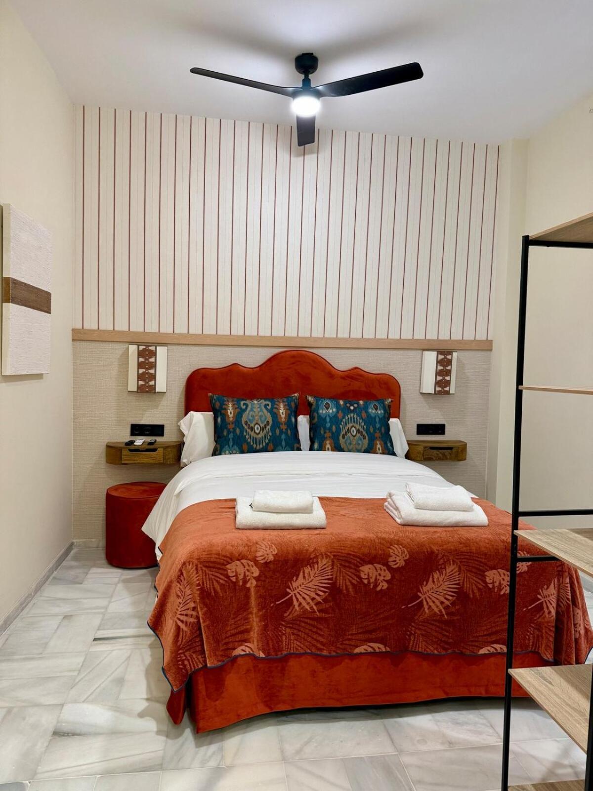 T19 Luxury 5br Private Terrace Holiday home Seville
