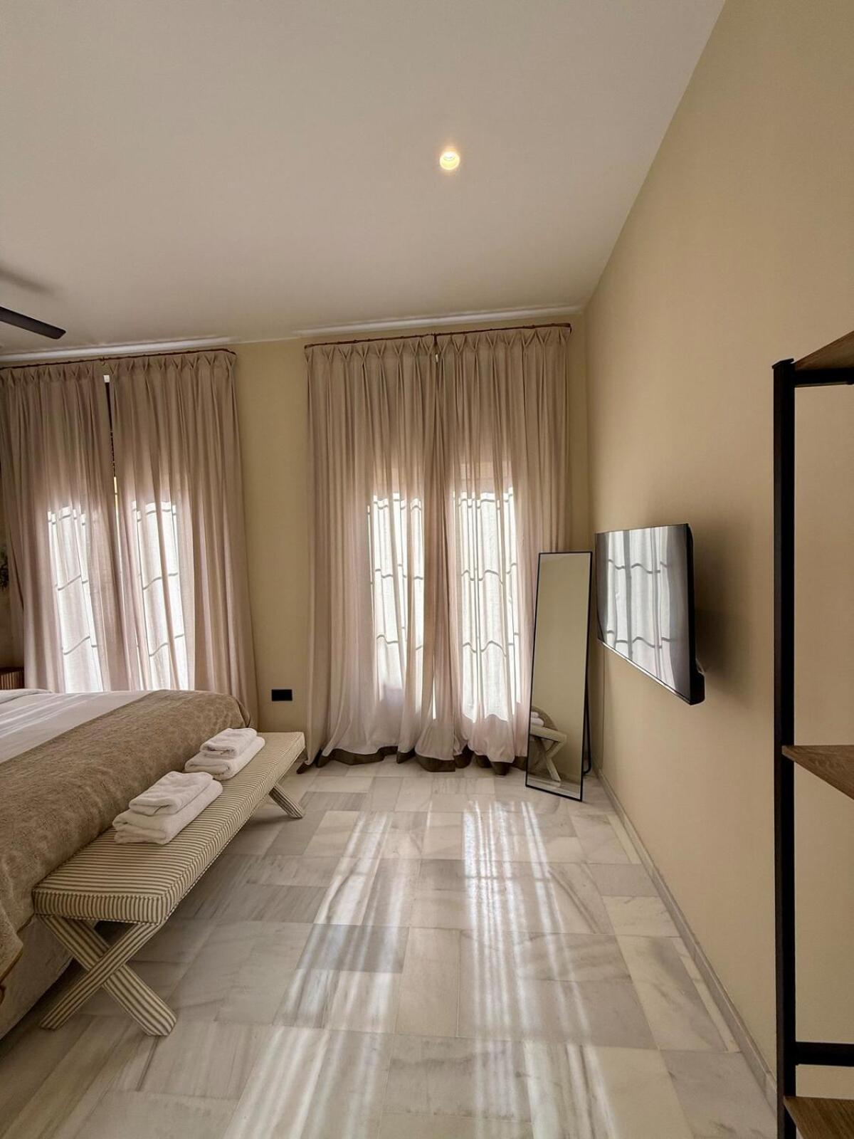 T19 Luxury 5br Private Terrace *