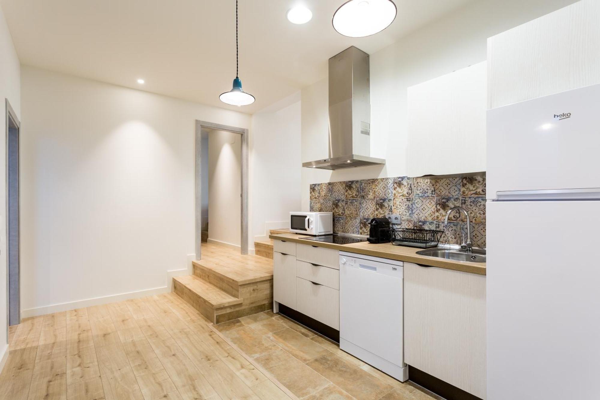 Lanza Apartment *