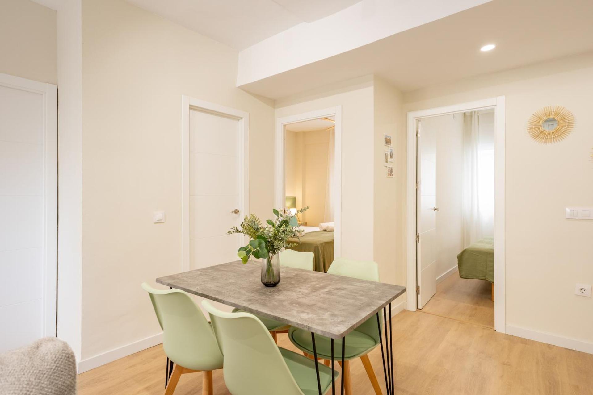 Bustos Tavera Apartment *