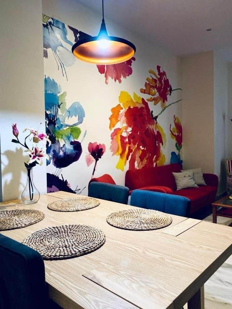 Apartment Rc Reyes Catolicos St Right Beside Trianas Bridge *