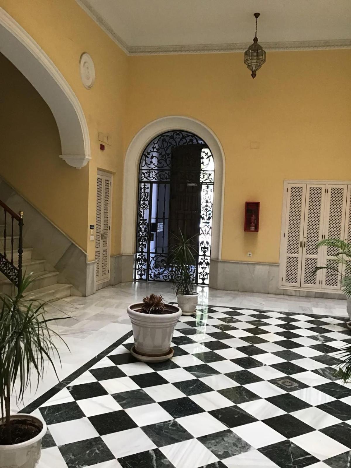 Rc Reyes Catolicos St Right Beside Trianas Bridge Apartment Seville