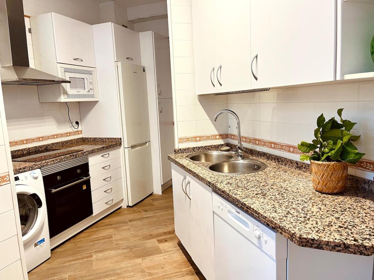 Vivienda Junto A La Feria De Apartment *