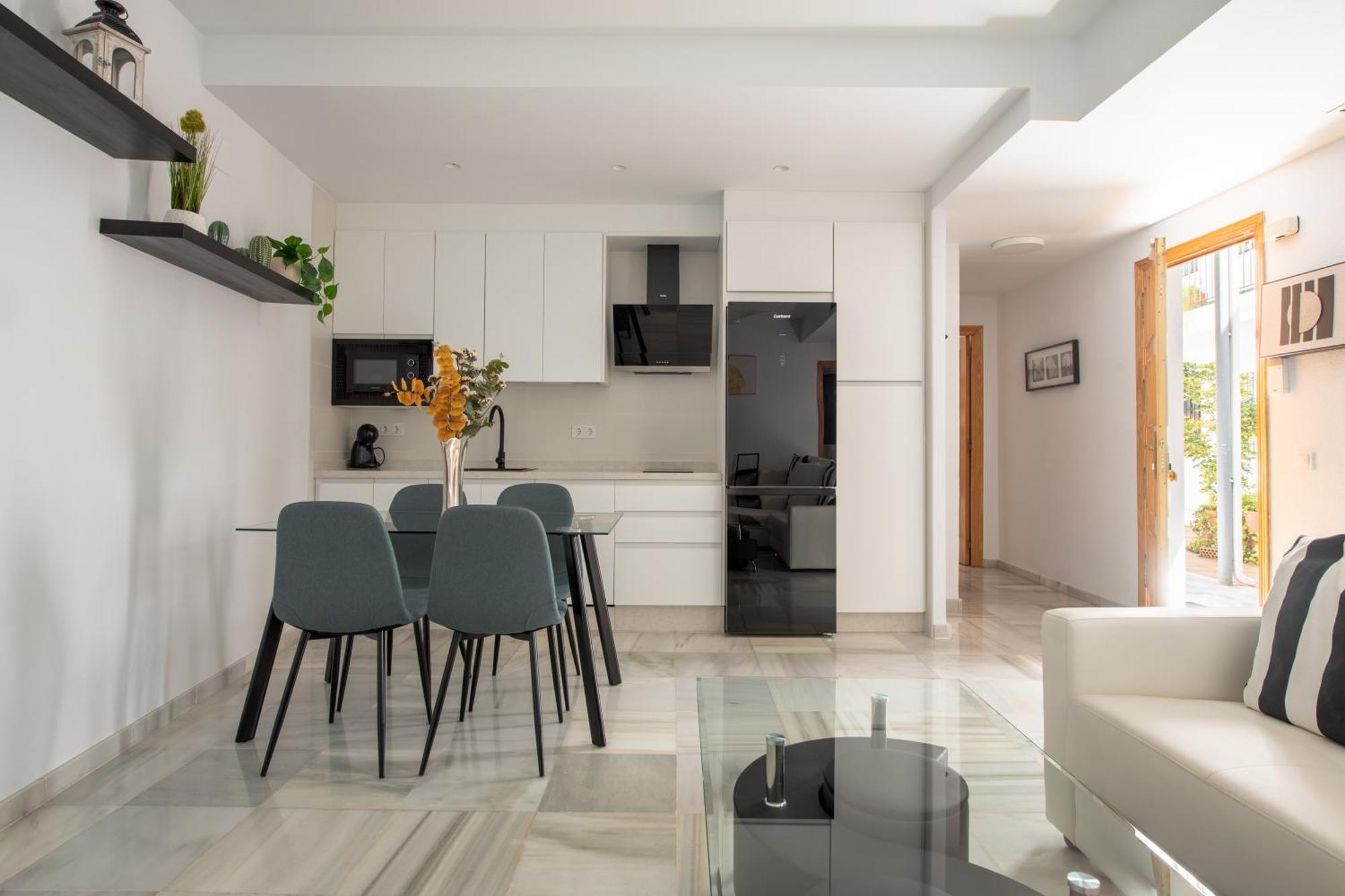 Monsalves Patio, Centrico Y Con Garaje Gratis Apartment *