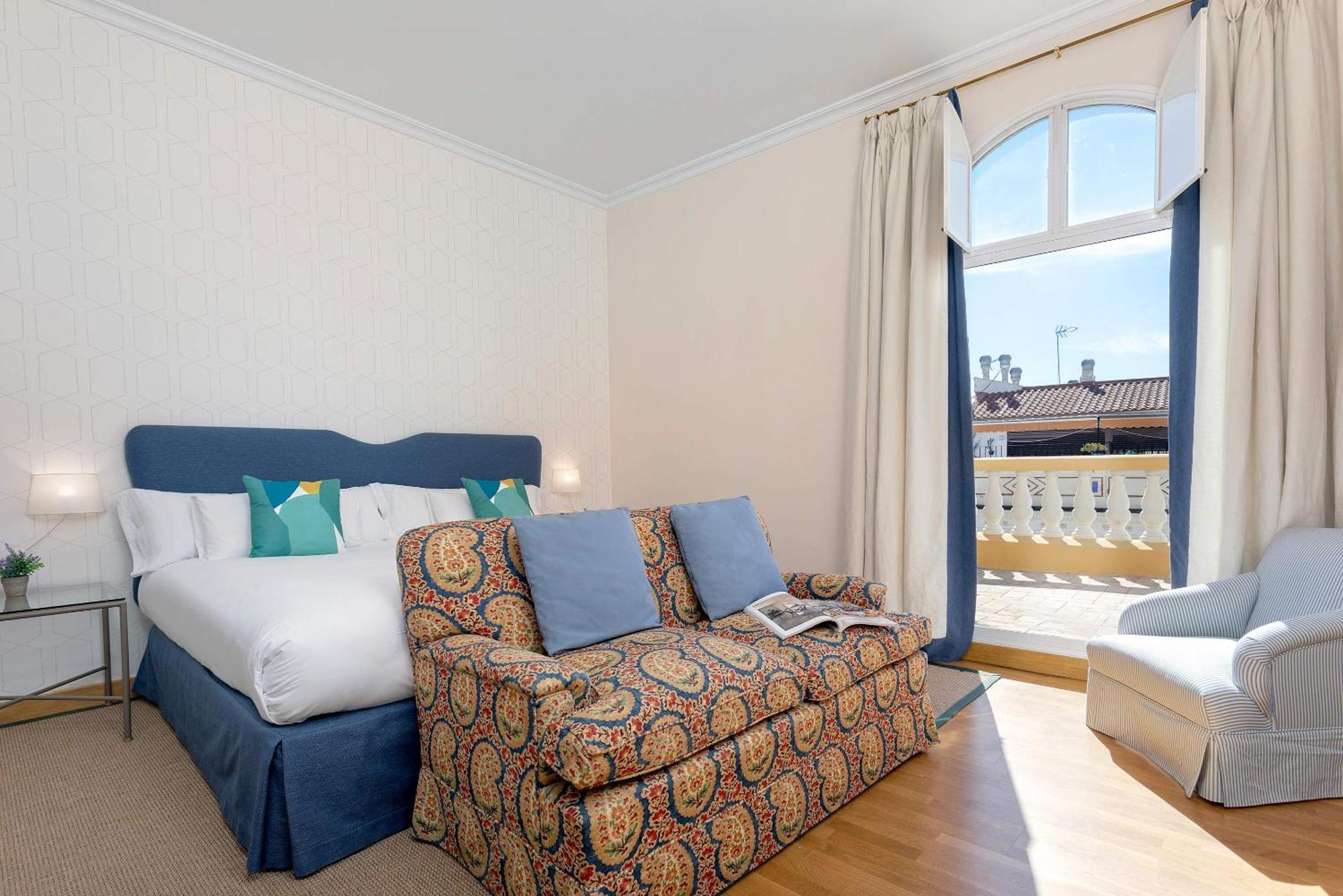 Apartment Genteel Virgen De Reyes Seville