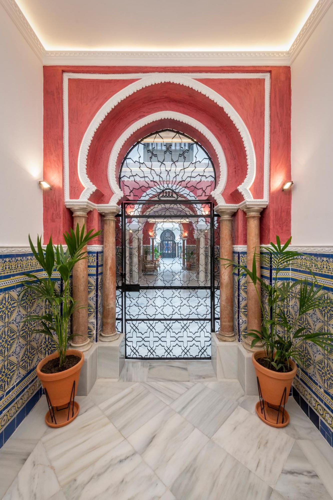 Magno Casa Palacio Moratin *