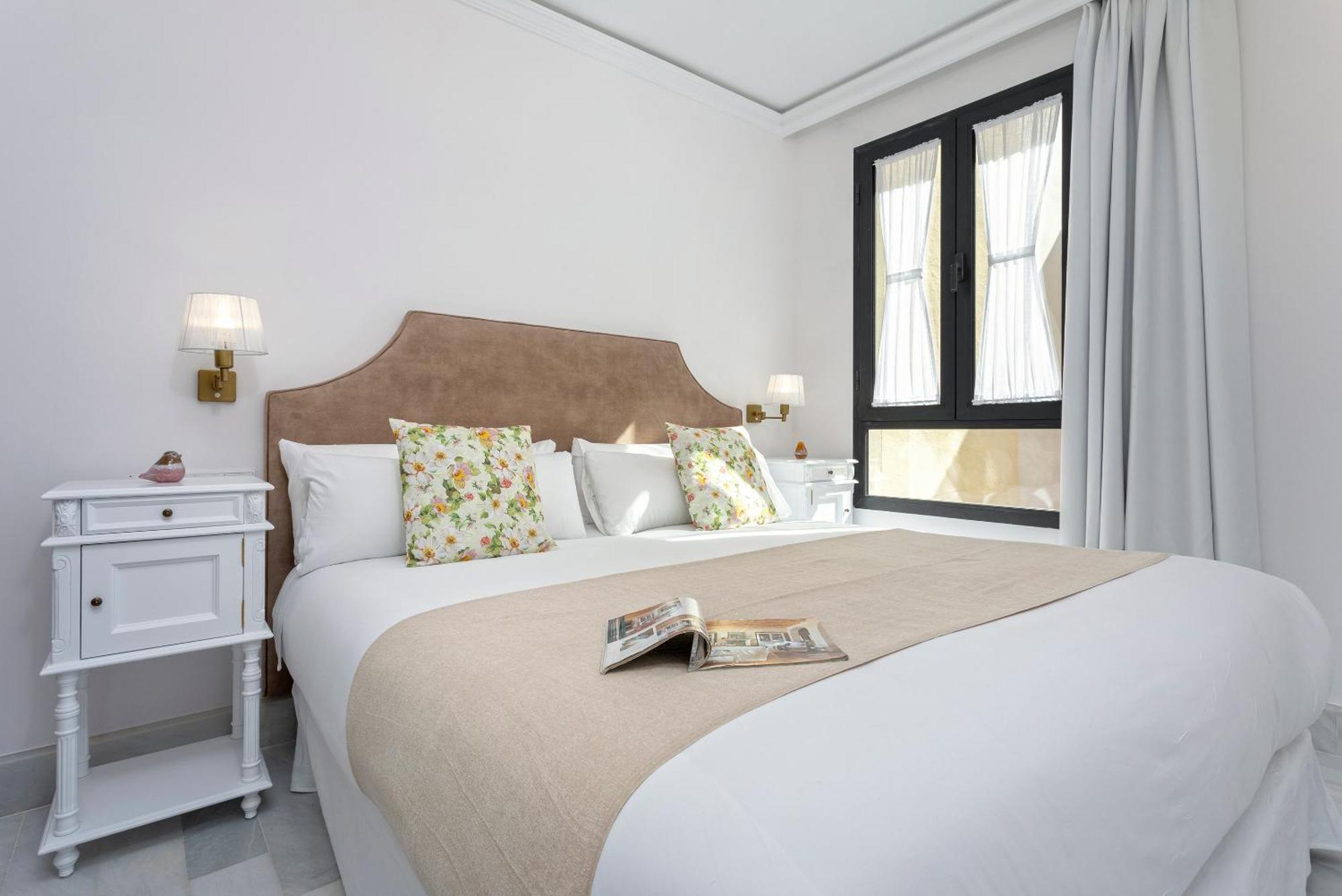 Genteel Plaza Del Museo Apartamento