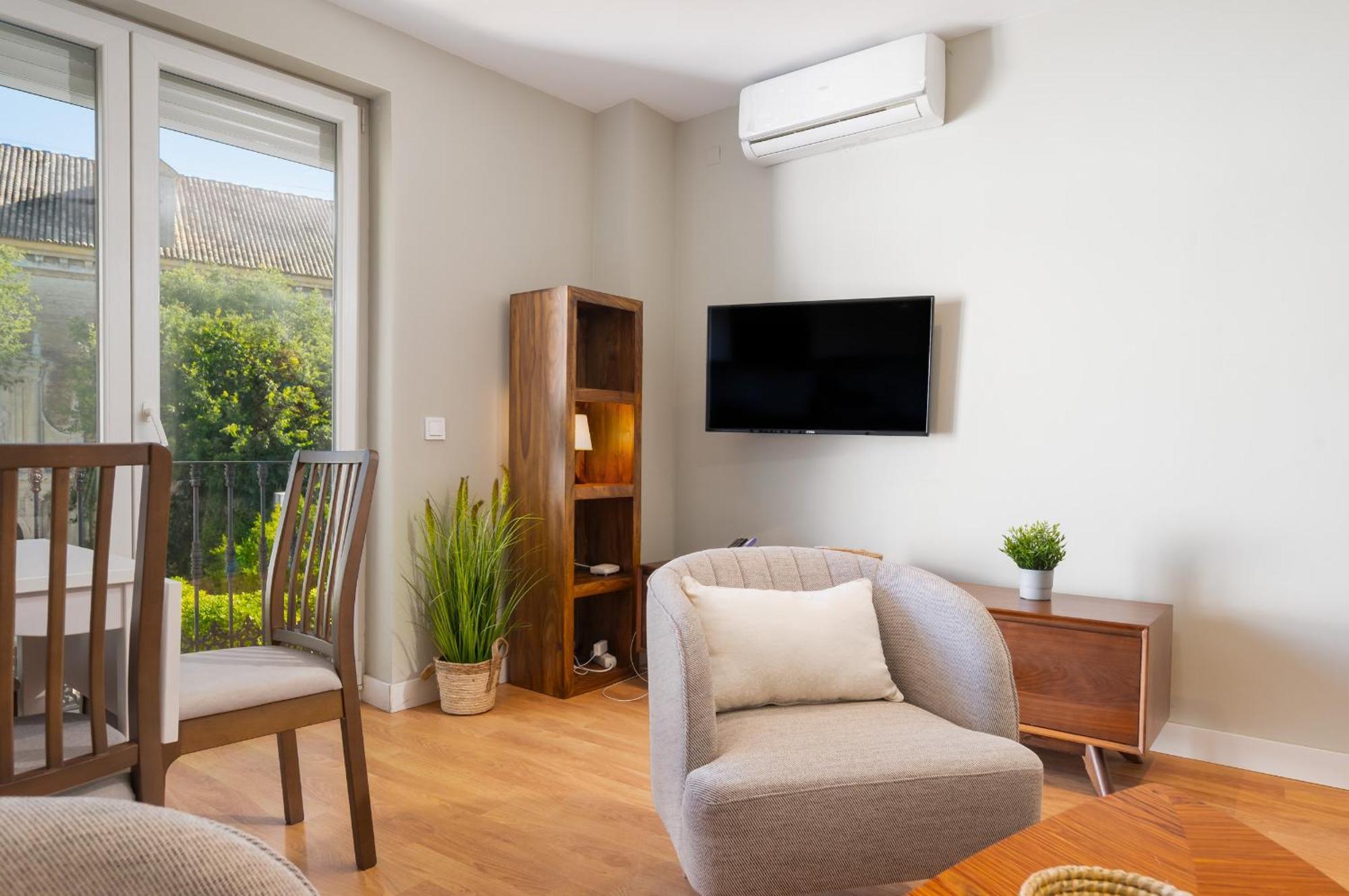Apartment With Views -santa Isabel Square- 2bd1bth *