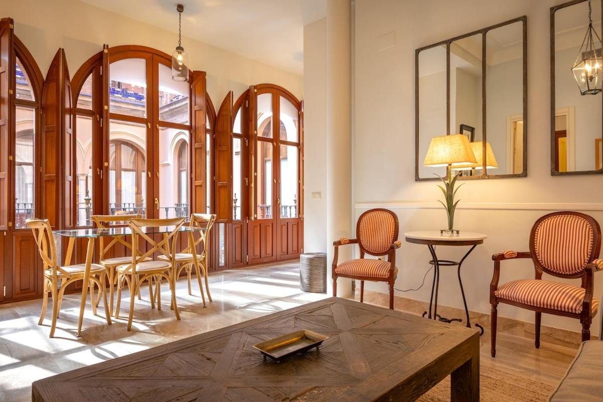 Pajaritos Luxury By Valcambre * Seville