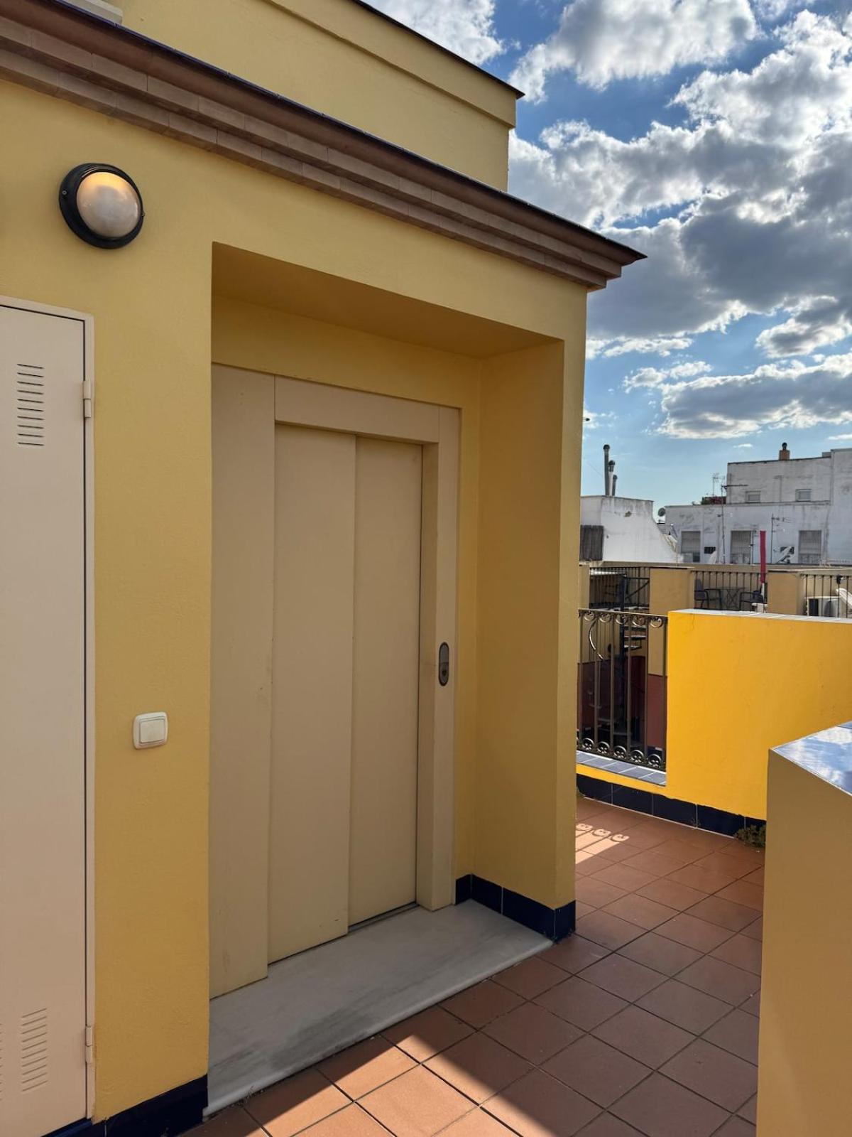 Apartment Pajaritos Luxury By Valcambre Seville