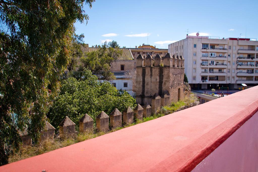La Muralla * Seville