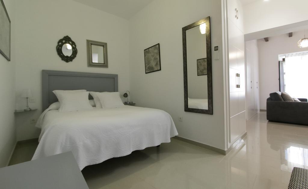 Plaza Nueva Apartment *