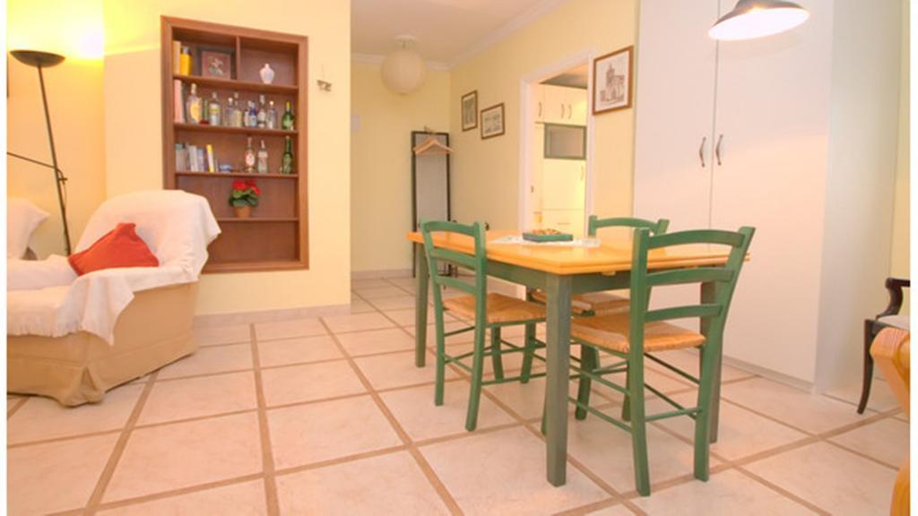 Esmeralda Apartment *