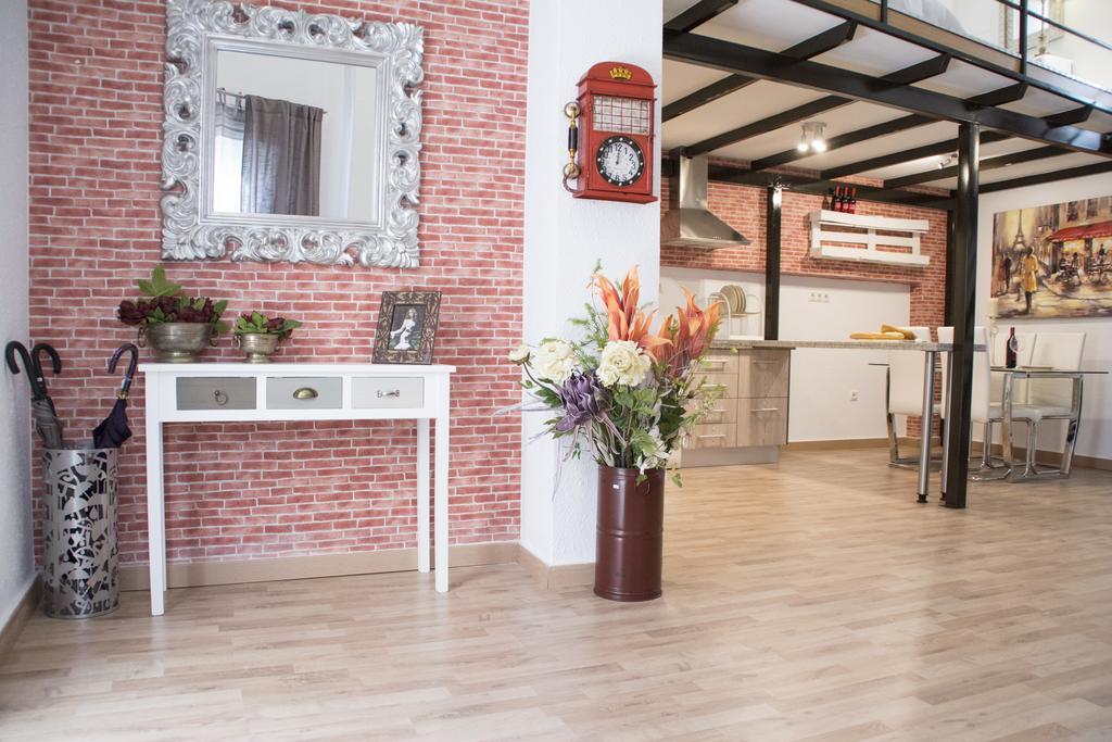 Apartment Palace