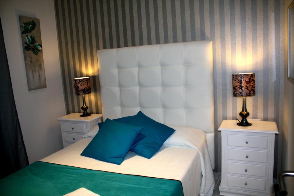 Singular Virgenes Apartment Seville