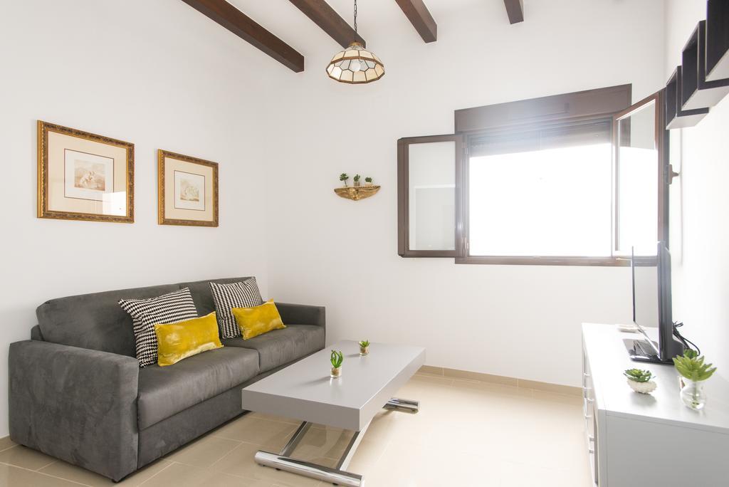 Plaza Nueva Apartment *